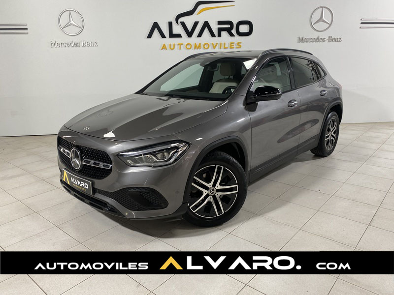 MERCEDES BENZ GLA 200 D AUTO